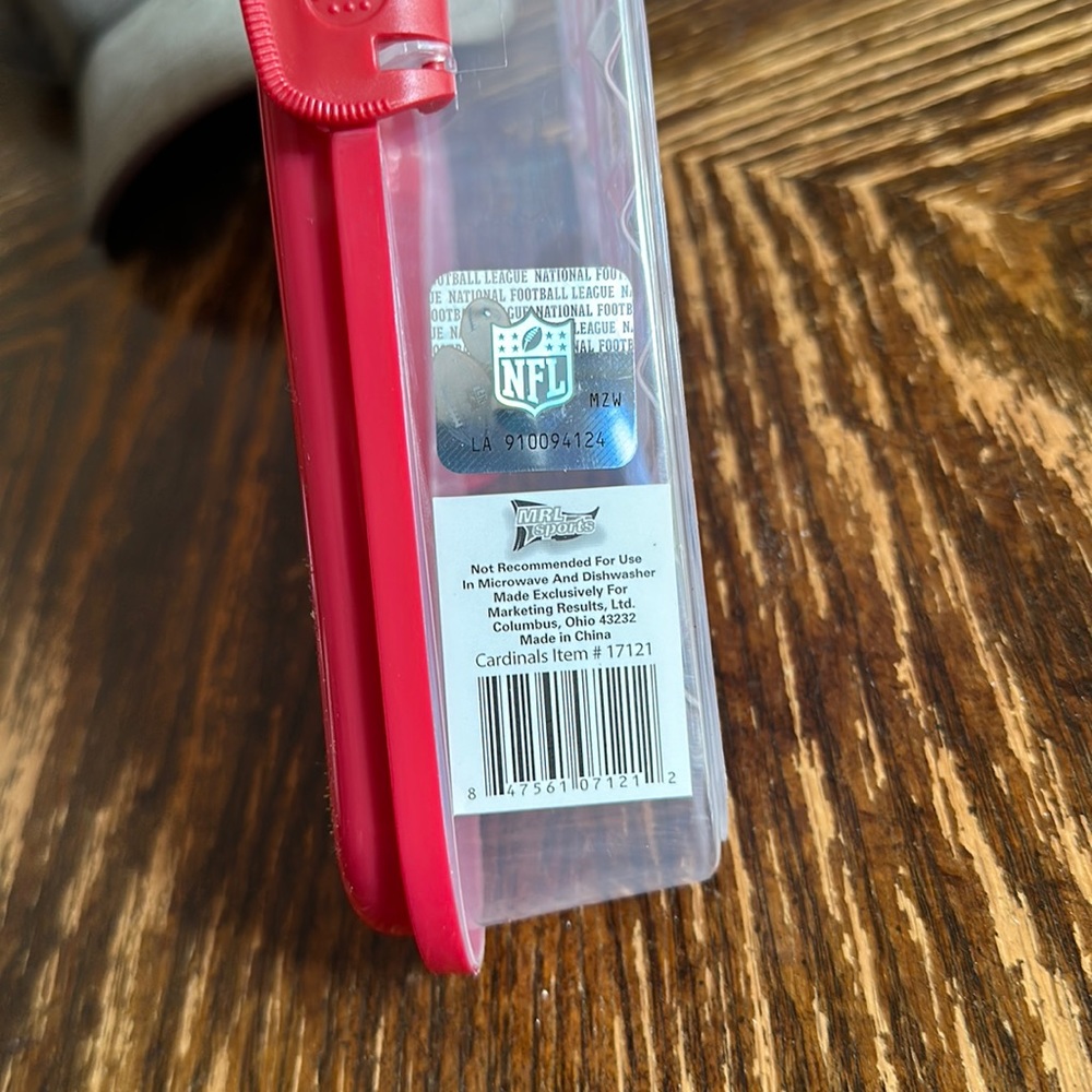 NWT AZ Cards Poolside Waterproof Container - Picture 2 of 4
